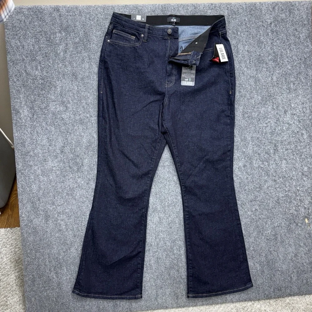 Lularoe Flare Jeans Women's size 32‎ Dark wash 32x32 Denim